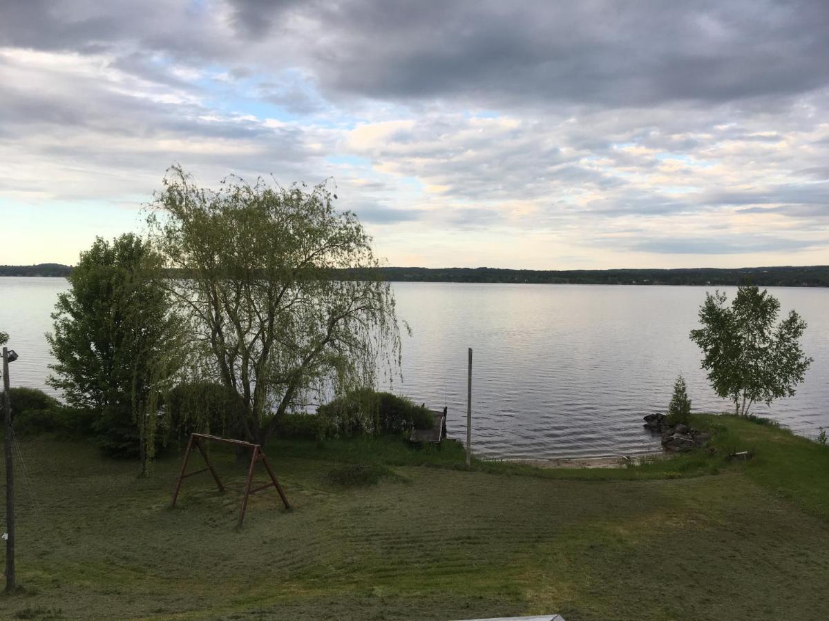 La Grange Sur Le Lac App A Et B Saint Romain Exterior foto