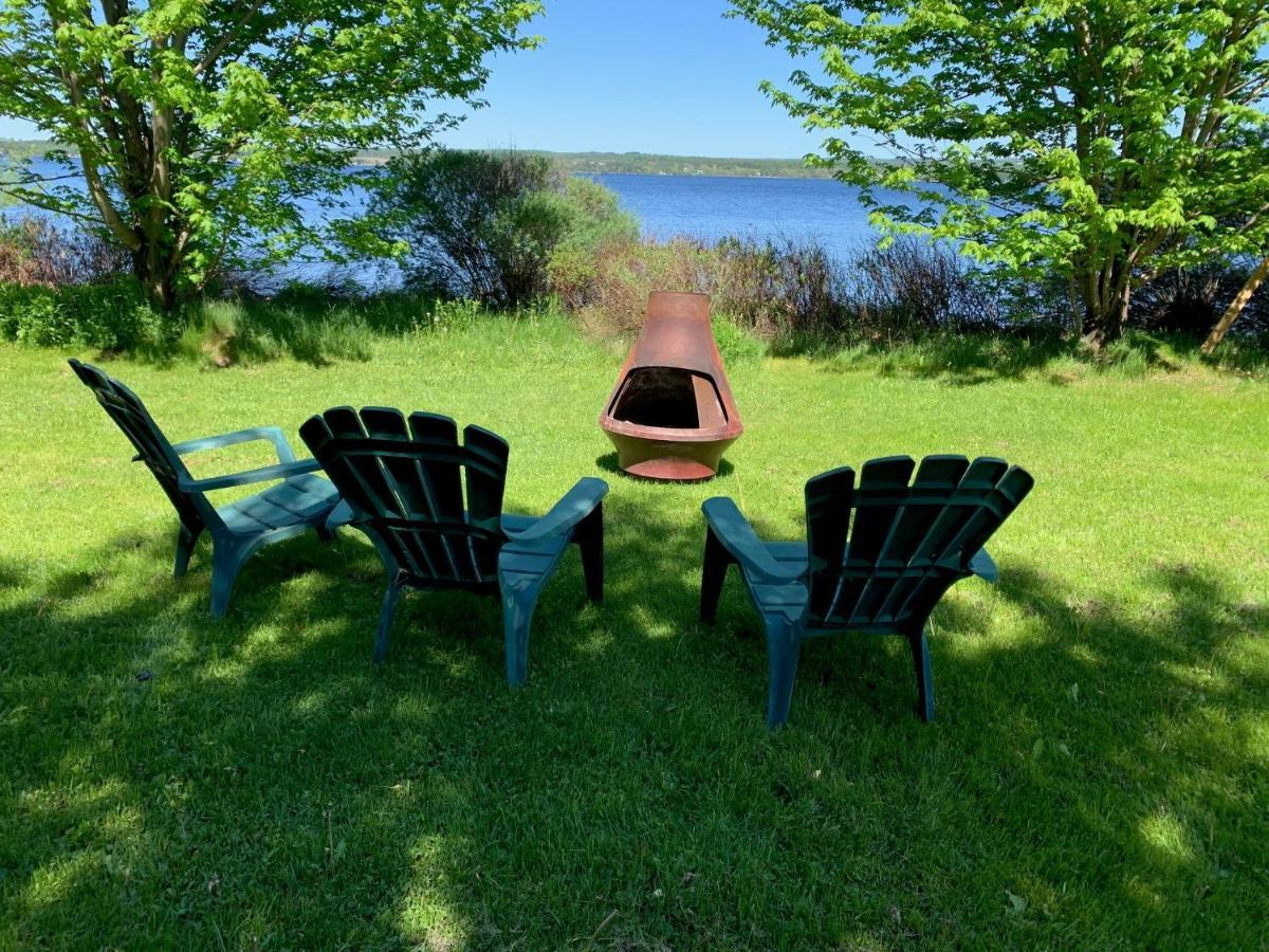La Grange Sur Le Lac App A Et B Saint Romain Exterior foto